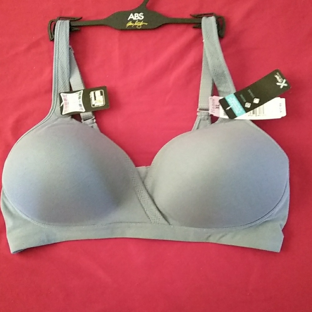 Hanes bra